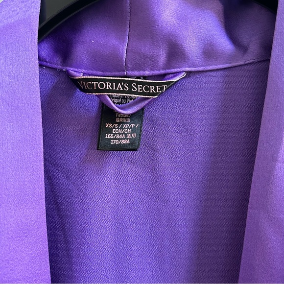 NWOT Victoria’s Secret Purple Black Luxe Collection Lace Trim Kimono Robe, XS/S - Picture 11 of 11